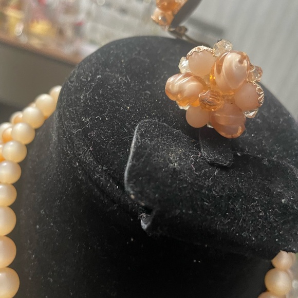 Western Germany 3 tier necklace with earrings to match - Picture 12 of 15